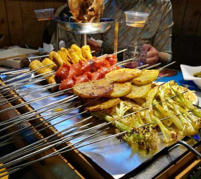 含山音乐烧烤吧